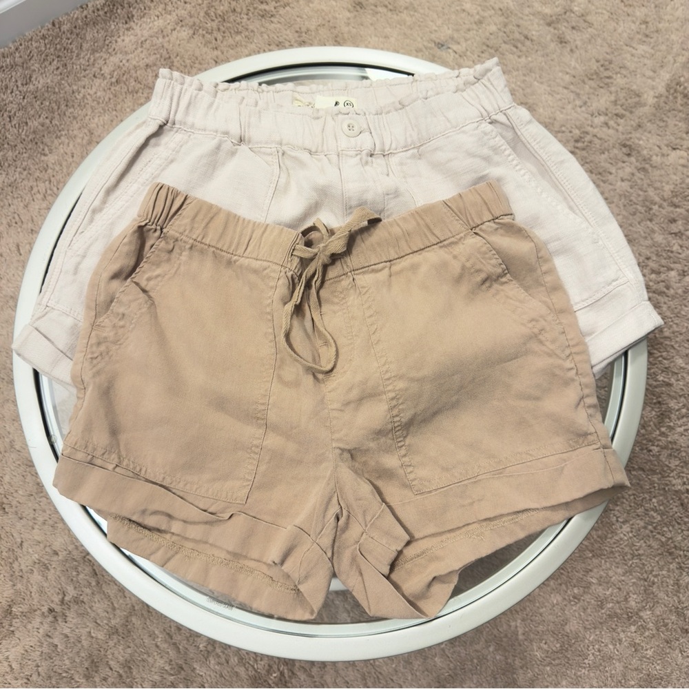 Cloth & Stone Tan and Cream Women's Cargo Shorts bundle